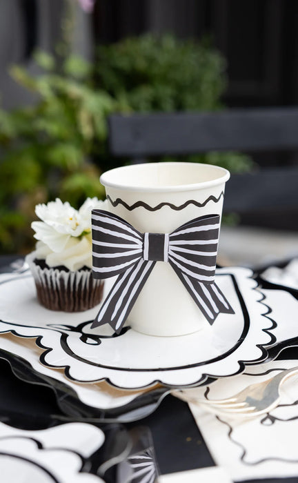 Black and White Bow Party Cup
