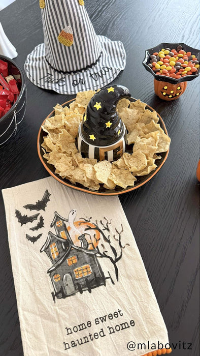 Light-Up Witch Hat Chip & Dip
