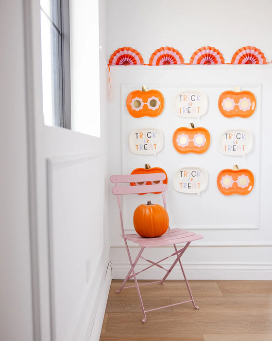 Groovy Pumpkin Shaped Paper Plate