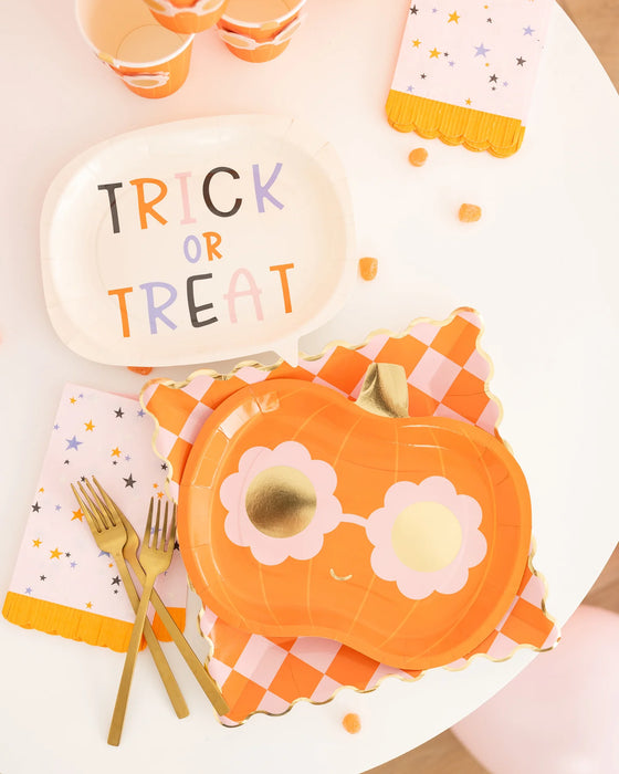 Trick or Treat Word Bubble Shaped Paper Plate