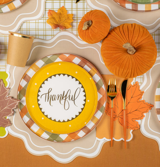 Beige Wavy Scallop Paper Placemats