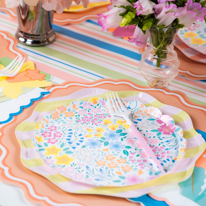 Peach Fancy Scallop Placemats