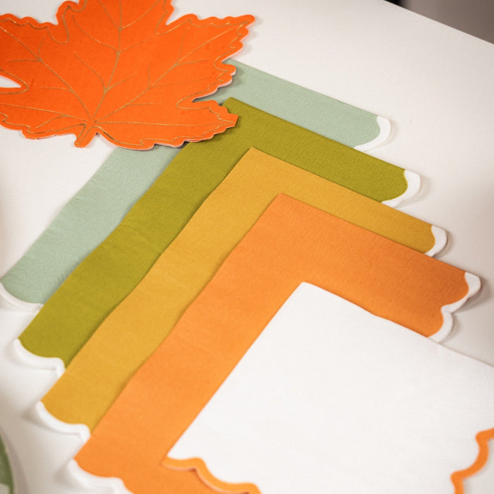 Modern Classic Scallop Guest Towels