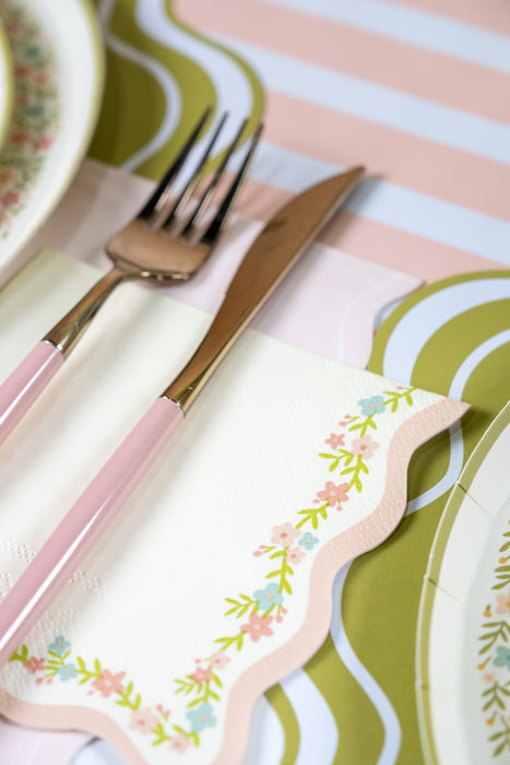 Pink Scallop Guest Towels