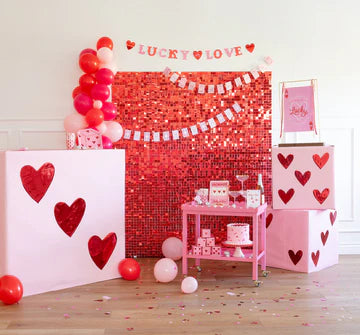 Lucky in Love Cards Banner Set