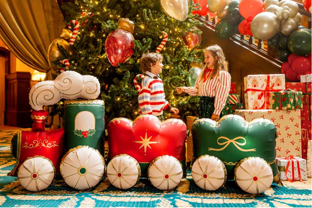 Standing Foil Balloon Train