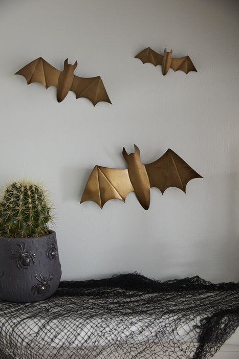 Winged Bat Decor Set