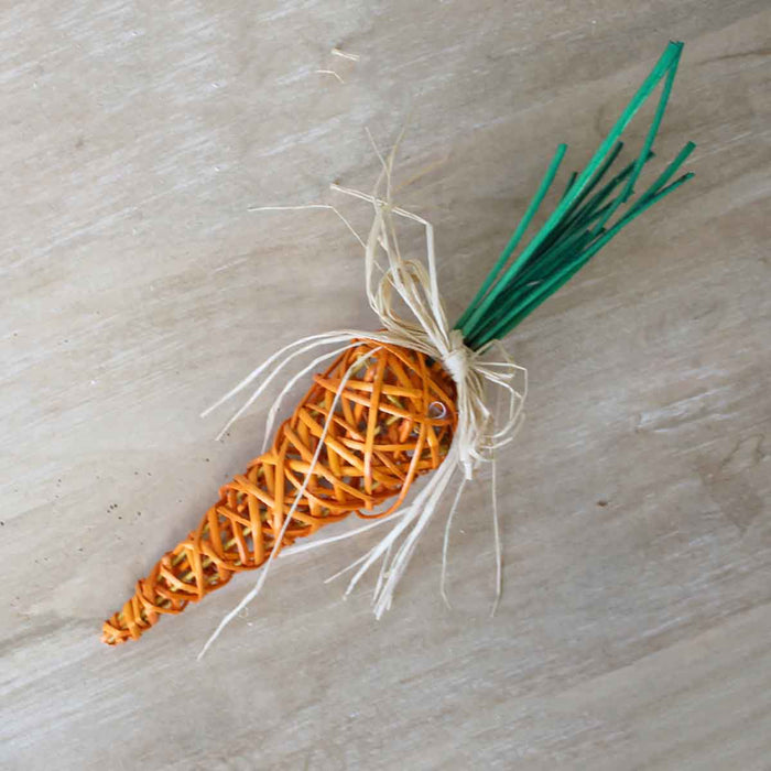 Medium Willow Carrot