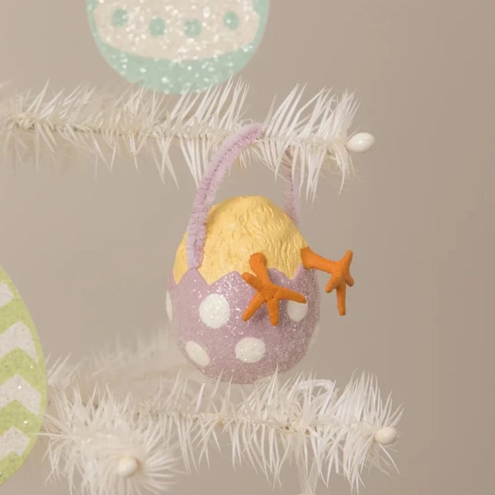 Chickie Tail Egg Ornament Lavender